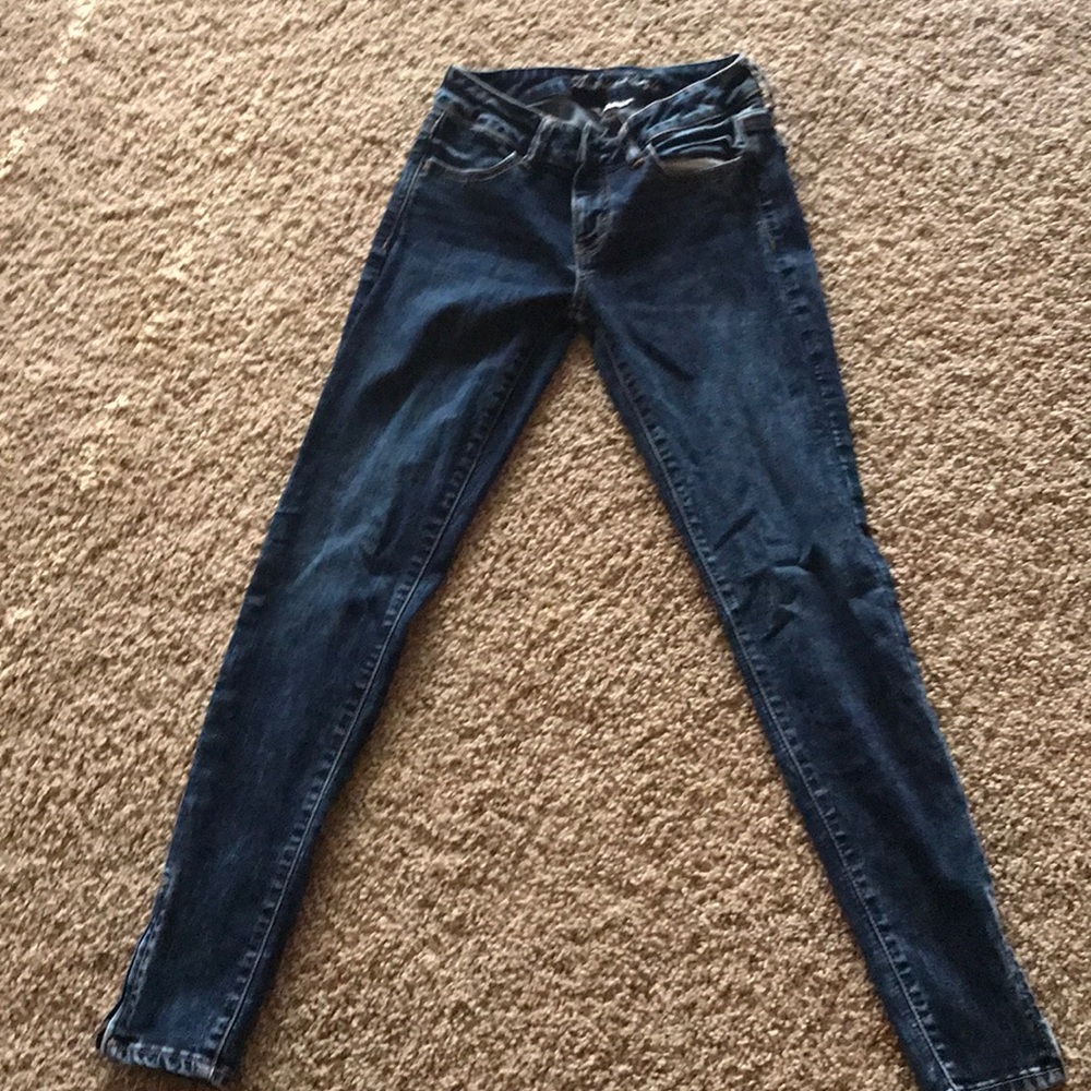 AMERICAN EAGLE DARK BLUE BLEACHED JEANS